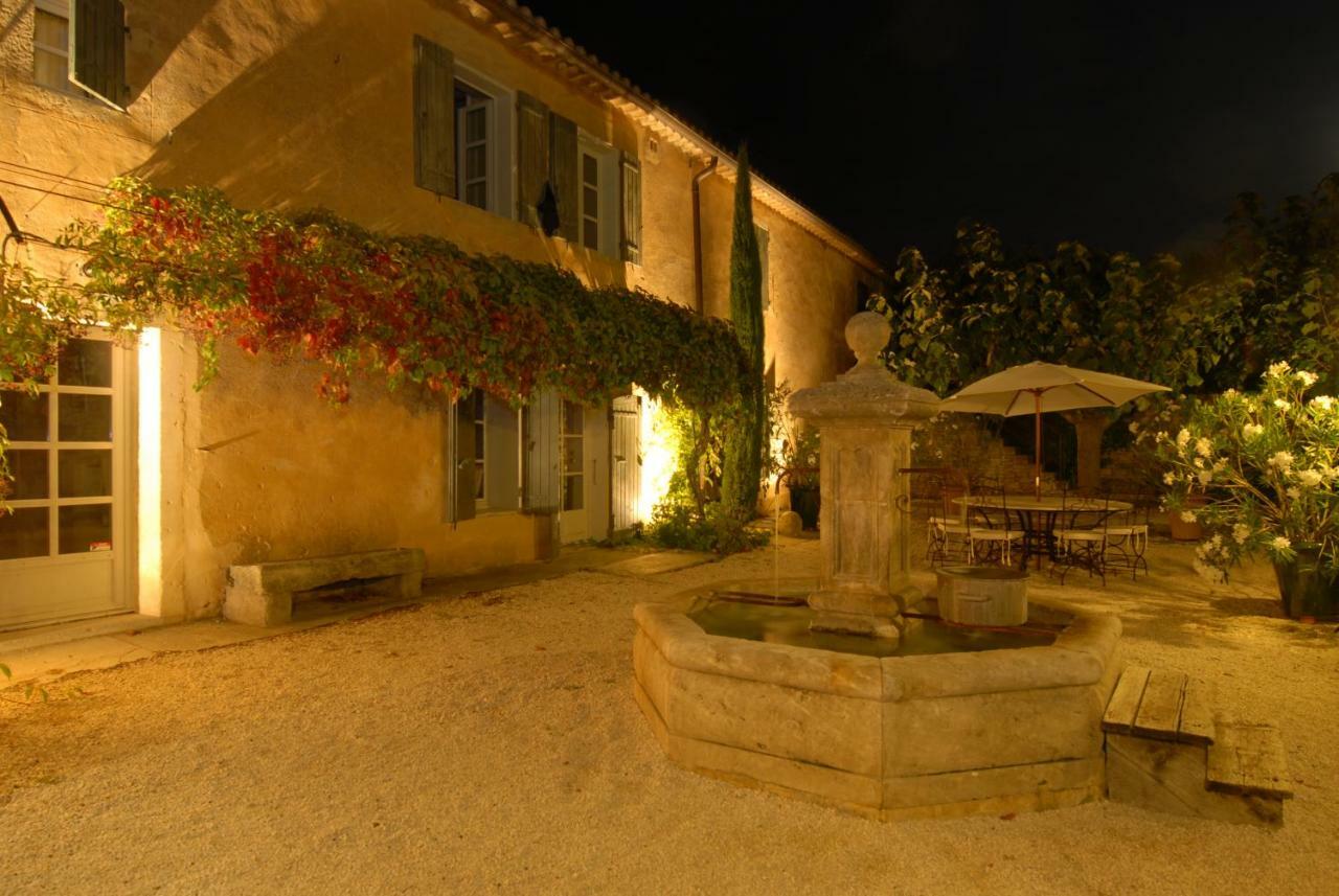 Clos De La Fontaine Cabrières-dʼAvignon Extérieur photo