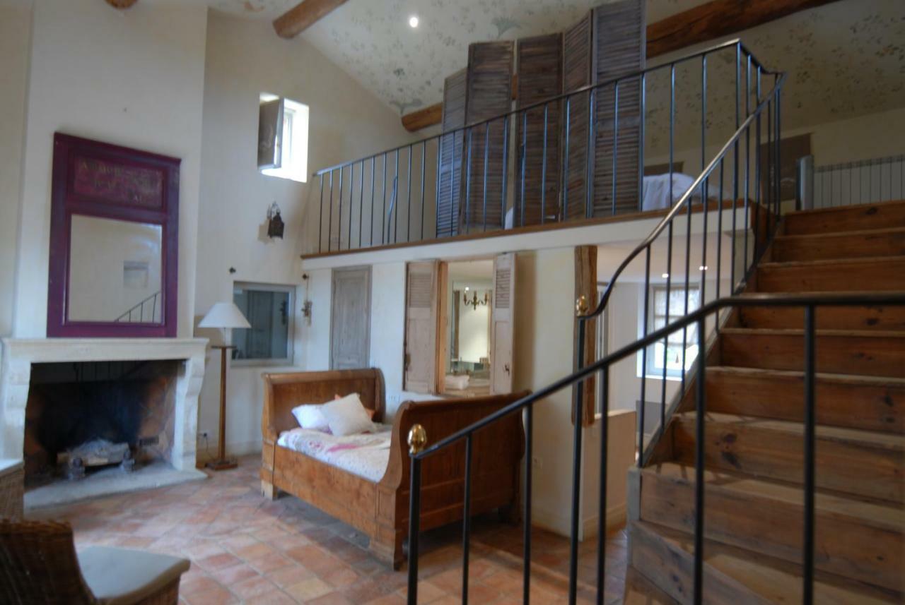 Clos De La Fontaine Cabrières-dʼAvignon Extérieur photo