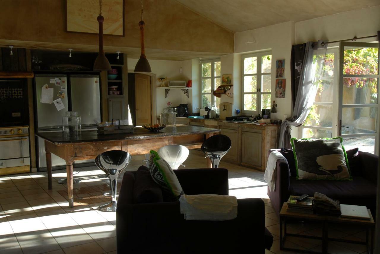 Clos De La Fontaine Cabrières-dʼAvignon Extérieur photo